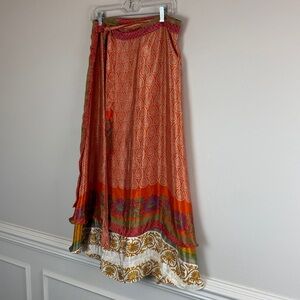 S.N.MODA Reversible 70% silk wrap skirt with tie one size